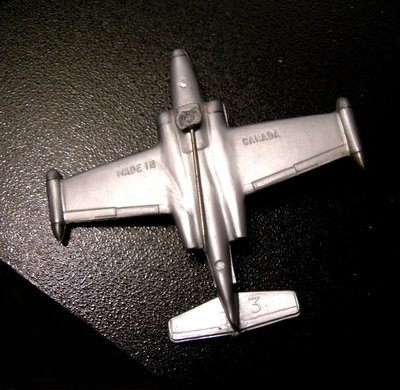 CF100-Avro-pin-2.jpg