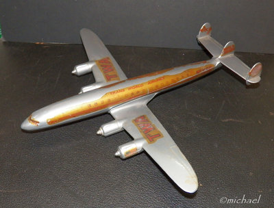 104_8195 authentic airliners constellation.jpg