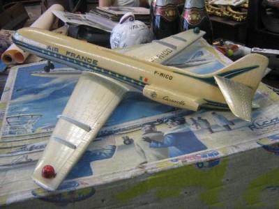 ricocaravairf.jpg