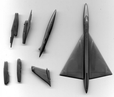 Mono AP B58 parts010 sm.jpg