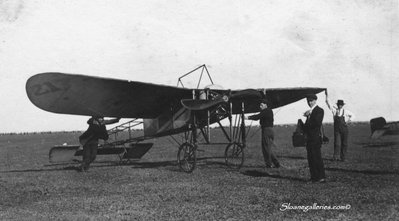 JW AIRSHOW H PHOTOGRAPHER PLANE CREWy sgn sm.jpg