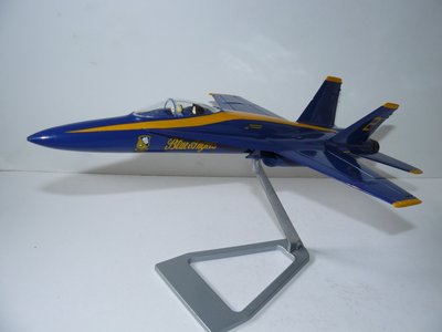 Fomaer F-18a Blue Angels1.JPG