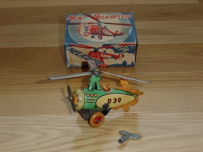 Made in Japan - Unknown Manufacturer - R 39 autogiro.JPG