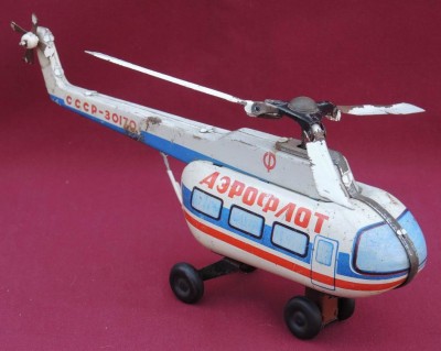 russian Toy Helikopter metal 2.JPG