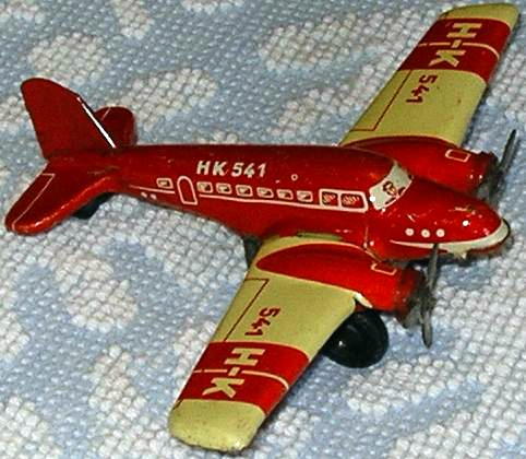 HK541 2ac.jpg